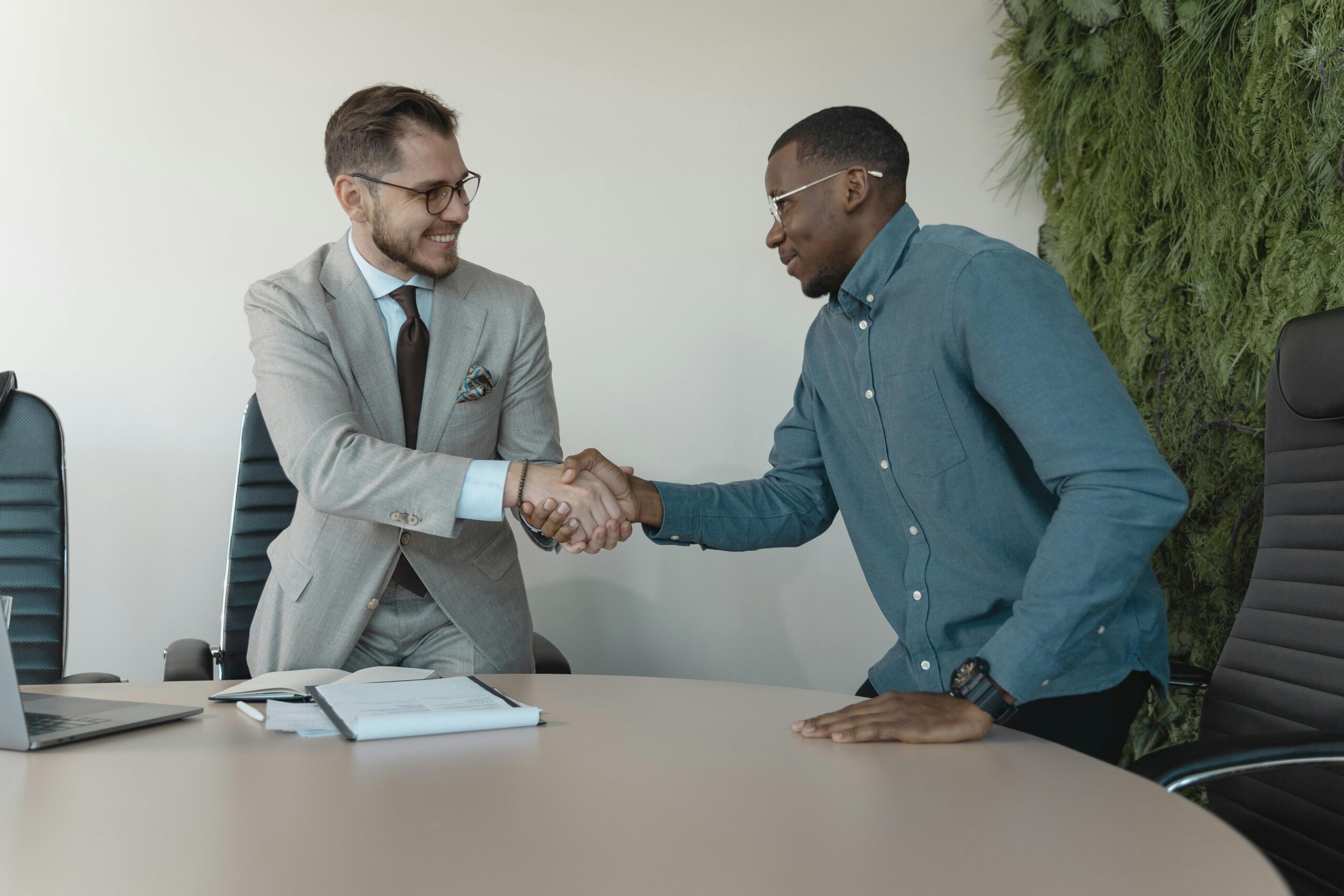 What is a SaaS Staffing Agency and How Do They Work?